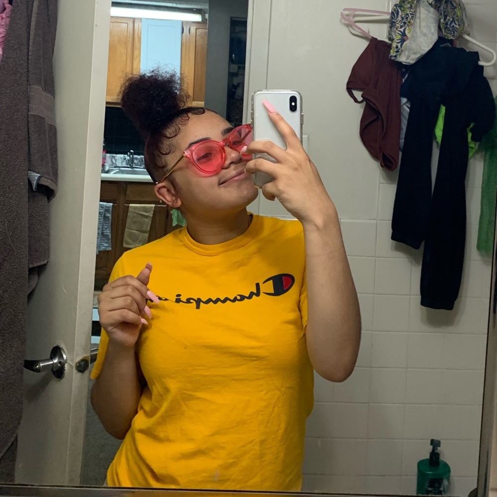 Meet your Posher, Kayla